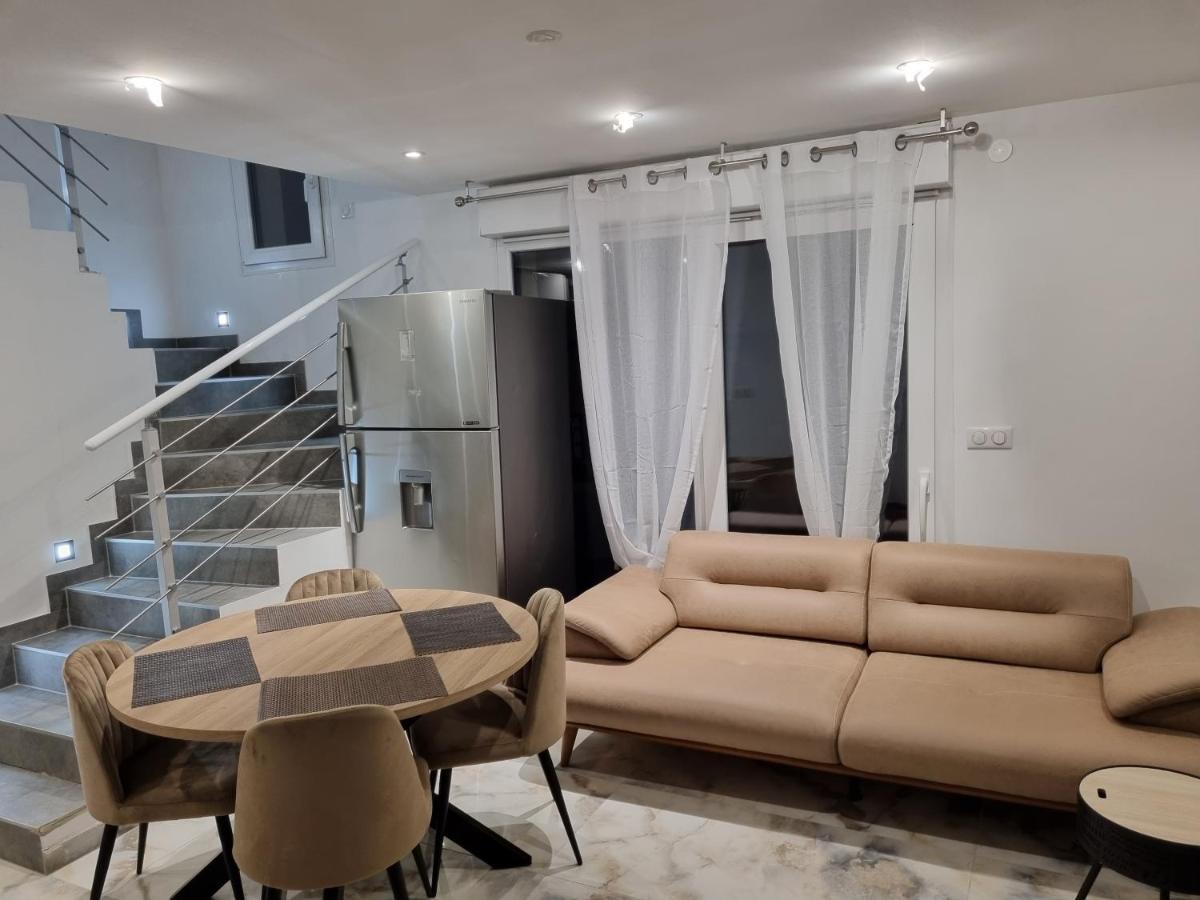 Jolie Maison, Balneo Lumino Therapie Et Terrasse Colmar Exteriör bild
