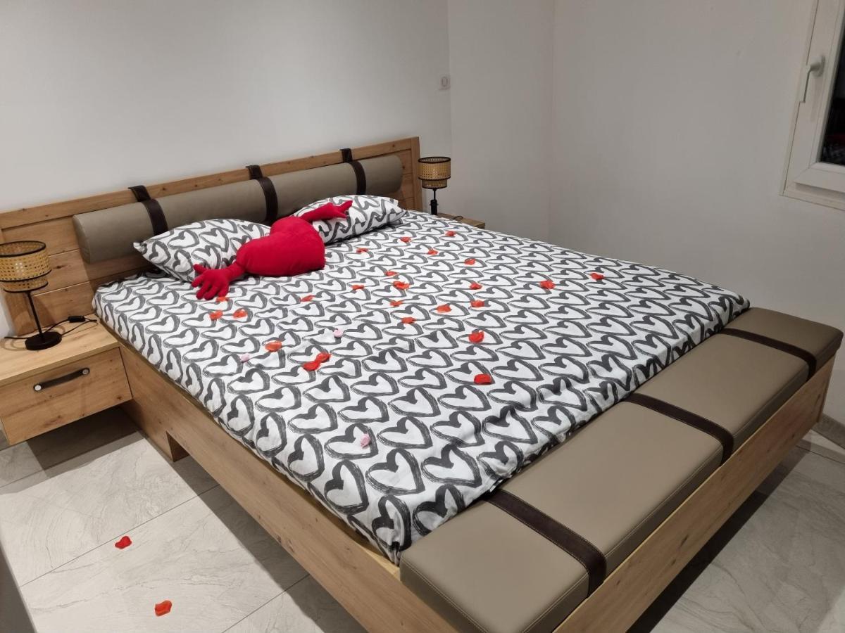 Jolie Maison, Balneo Lumino Therapie Et Terrasse Colmar Exteriör bild