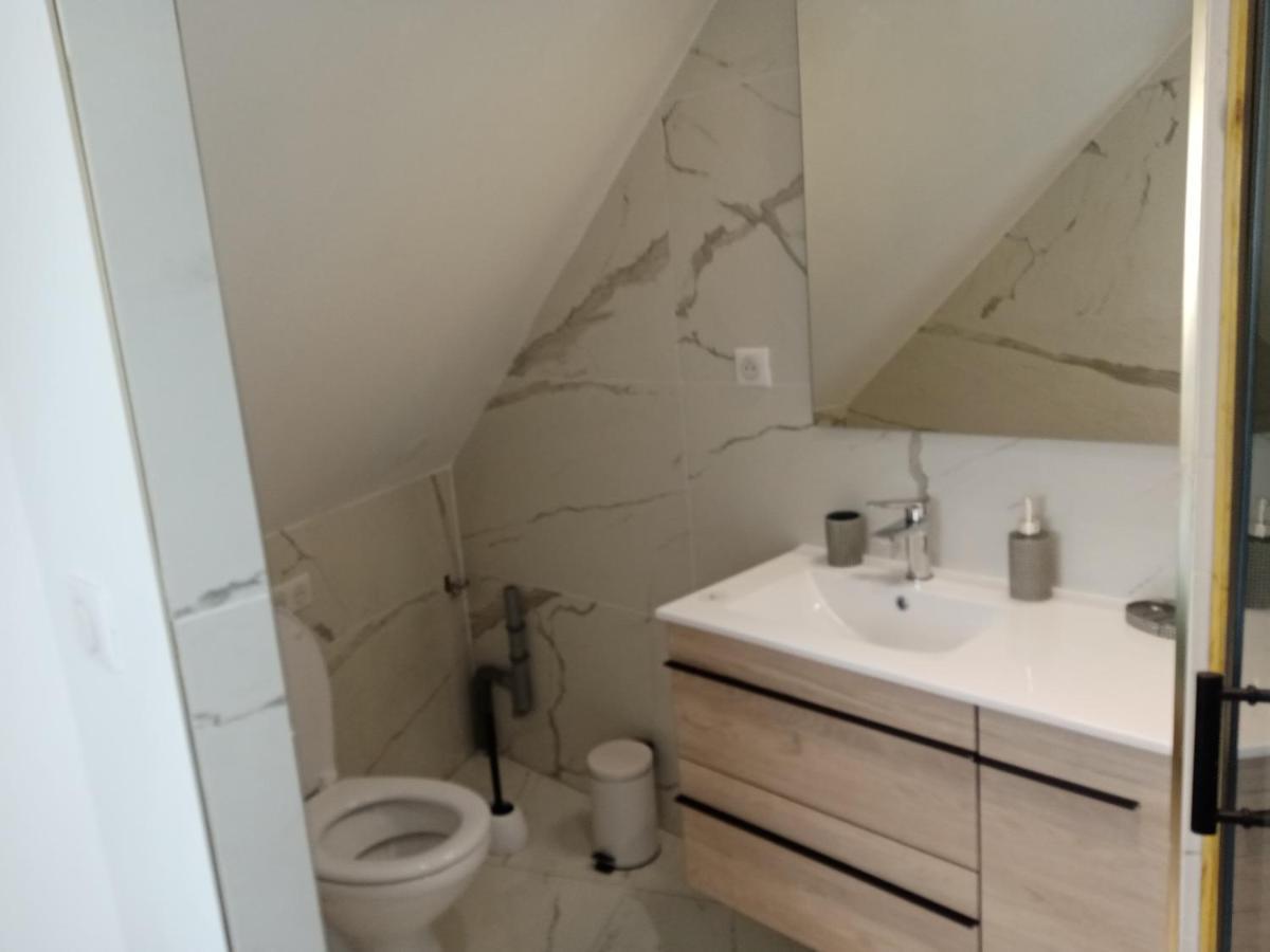 Jolie Maison, Balneo Lumino Therapie Et Terrasse Colmar Exteriör bild